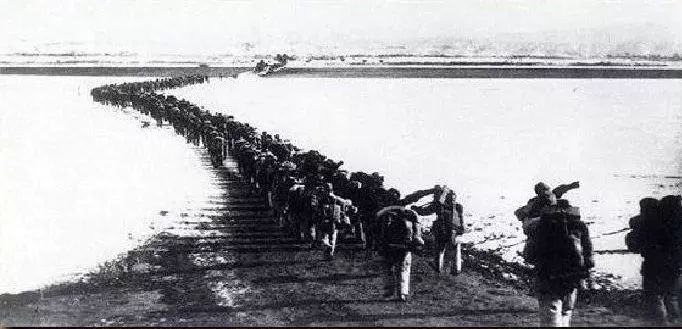 周恩来：永远的榜样