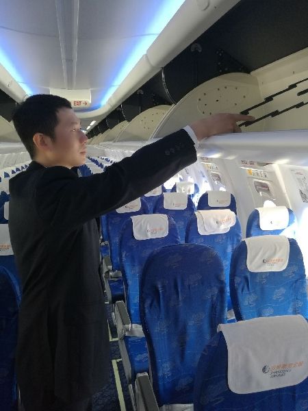 山航安全员,空中安全员山航