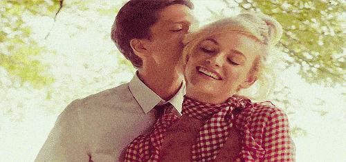 鏃ユ湰濂冲＋棣欐按鎺ㄨ崘钃濊壊鐡跺瓙,鏃ユ湰璇曠棣欐按