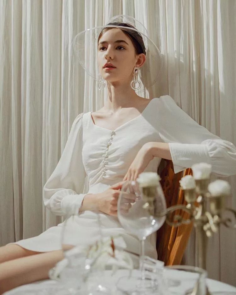 小个子高级感穿搭连衣裙女装,搭外套的连衣裙小个子