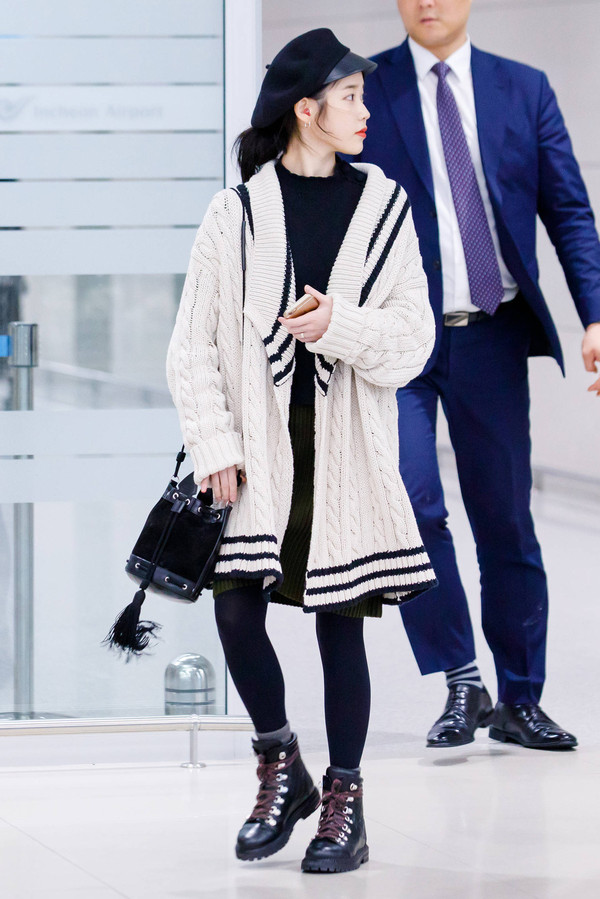 iu穿衣打扮,IU济州岛打卡