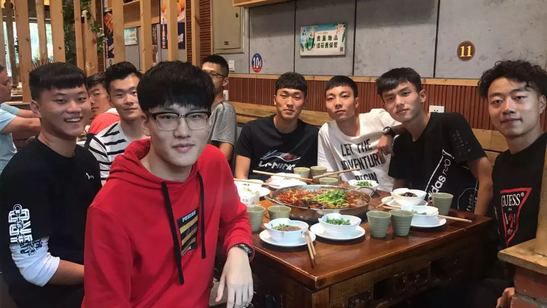 帅到炸裂！你身边的川大体育之星大揭密！