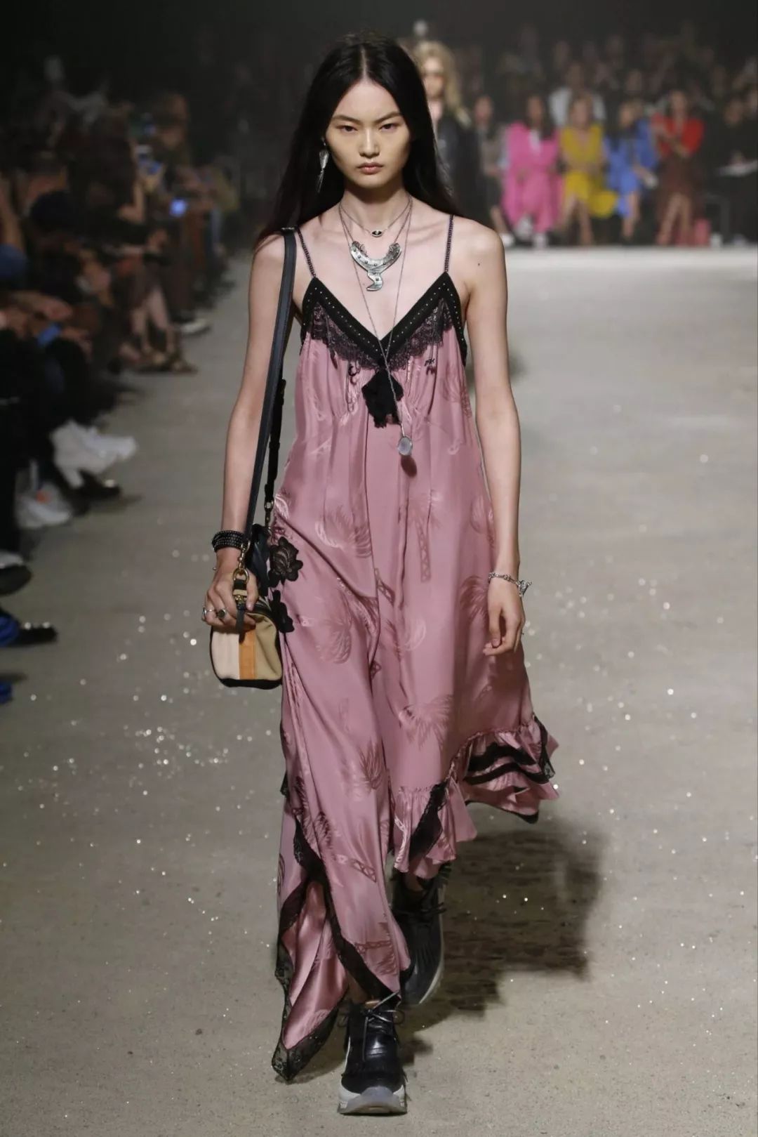 buds春夏时装,buds衣服