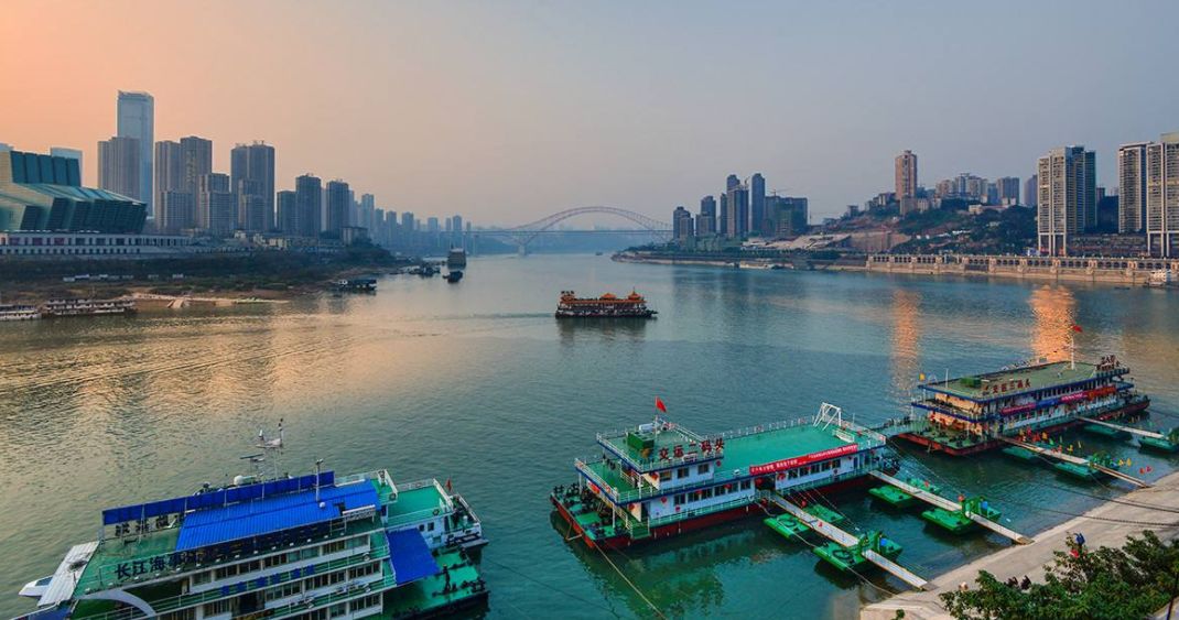 重庆新桥医院到朝天门路线,重庆朝天门到新桥医院