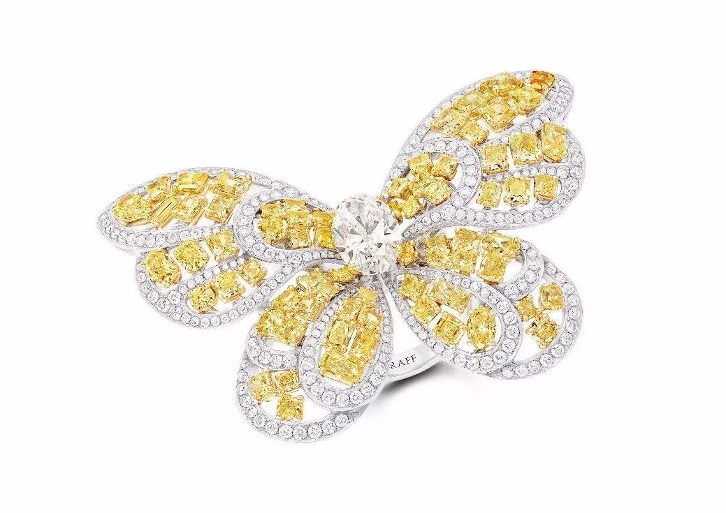 最好看的年会小黑裙,不管有没有年会都可穿的小黑裙