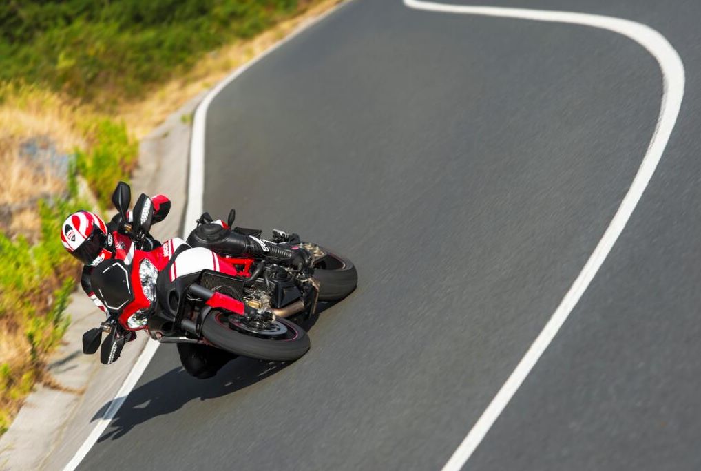 摩托车最重要的安全配置是什么,骑手安全装备