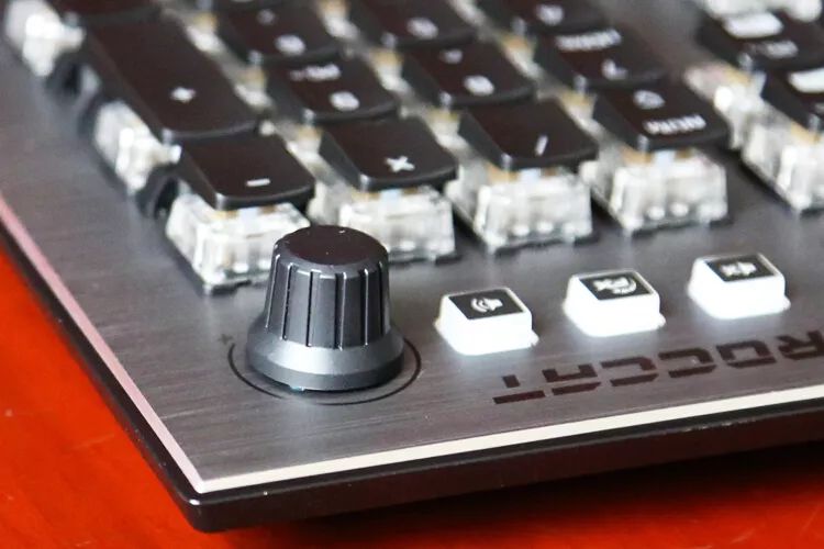 冰豹vulcanprotkl键盘评测,冰豹vulcan120aimo机械键盘