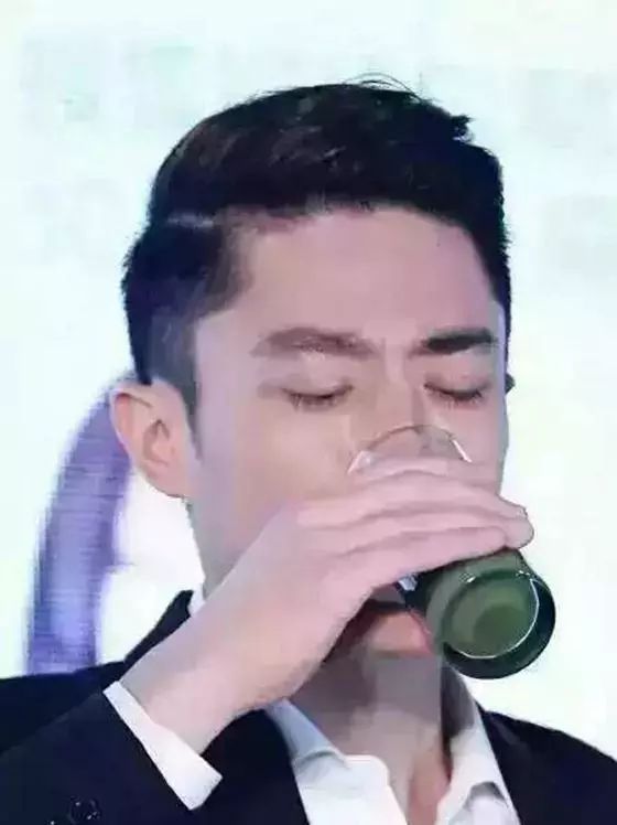 照谣镜｜喝青汁能抗癌？没有足够科学依据！