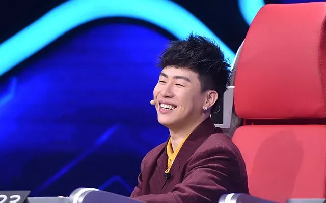 “求求你们别哭了”