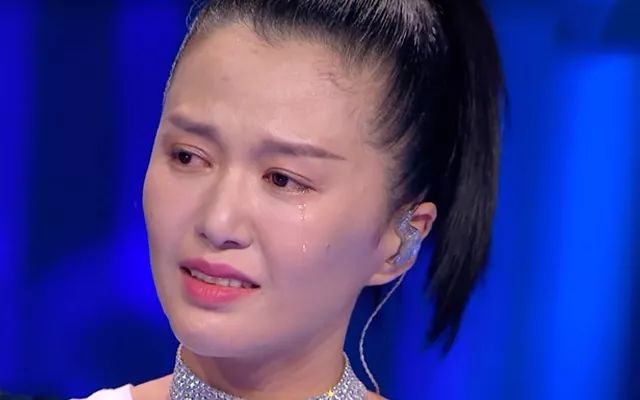 “求求你们别哭了”