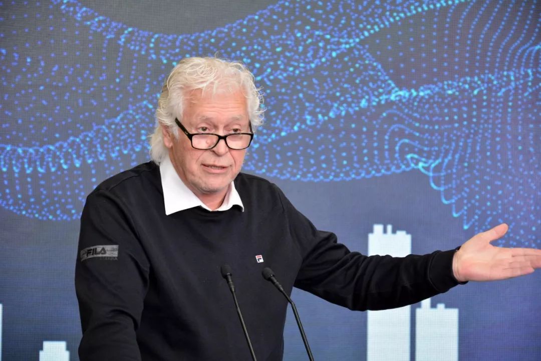 topoftheworld合唱表演,topoftheworld钢琴