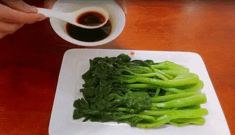 138元抢168元自助晚餐,88元3斤虾团购套餐