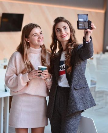 vlog新手必备十个技巧 (零基础vlog全流程攻略)