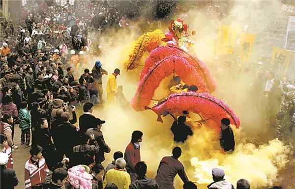 值得收藏!黔龙闹新春,你想了解的贵州正月舞龙超详尽图文介绍