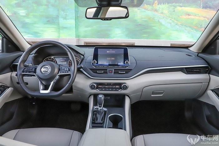 全新天籁2.0l悦享版试驾,全新天籁2.0l深度测评