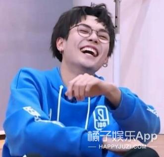 这届站姐太会搞事情！代拍之后又开始代喊，文案必须注入灵魂