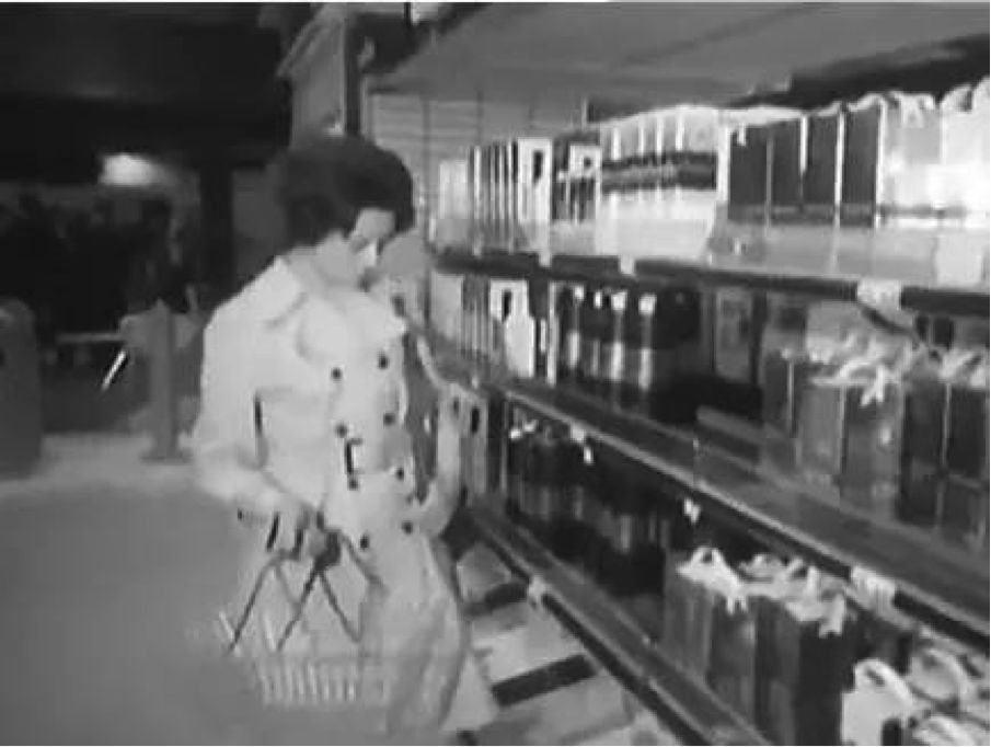 戴2000多万手表的人住的房子,戴一千万手表住一亿豪宅