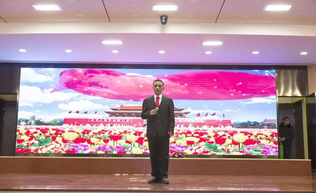 帅炸！法院小可爱们策划的这场“春晚”大show，仿佛开了挂……