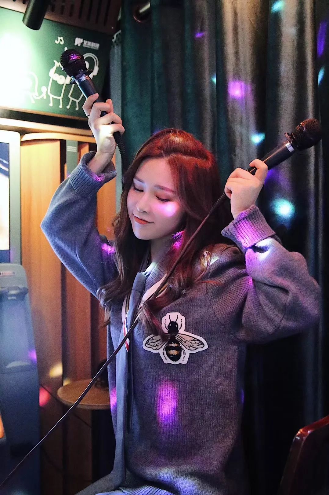 我和男朋友的服装对比,与闺蜜男朋友穿情侣装