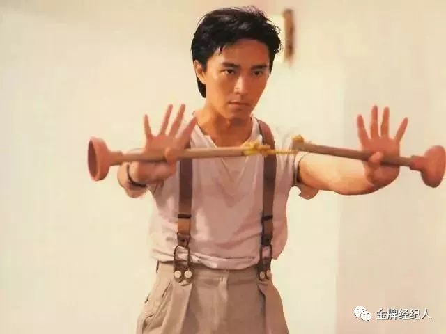 周星驰喜剧的外表悲剧的内核,周星驰为什么拍出来都是喜剧