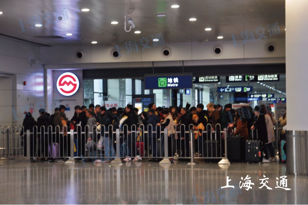 浦东国际机场停车指南,上海浦东机场免费停车攻略