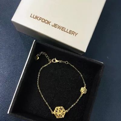 如何成套搭配金饰好看呢,怎样搭配黄金首饰不俗气