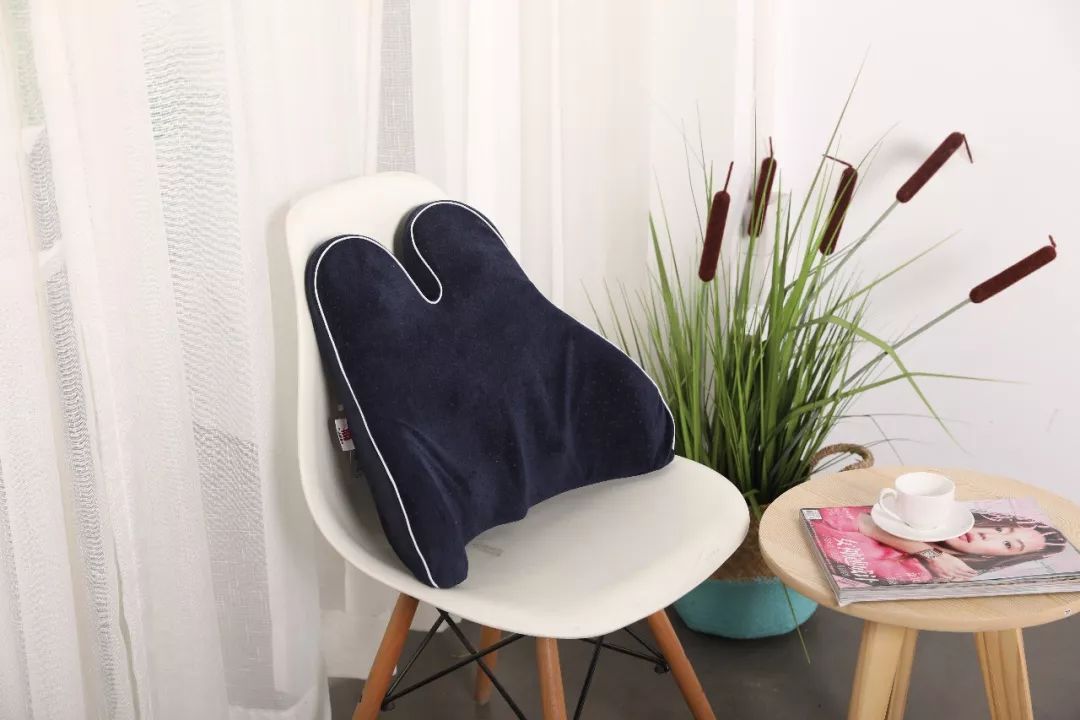 久坐相当“慢性自杀”!德国骨科专家打造的“撑腰”神器,坐9小时腰也不痛,20年颈脊椎病都好了