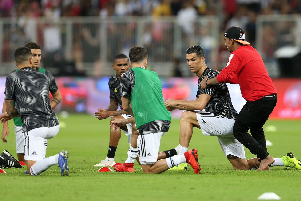 詹俊说c罗是超人,詹俊如何评价c罗最伟大的7号