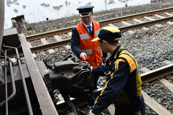 春运吹响集结号备战春运第一线,坚守一线为春运保驾护航