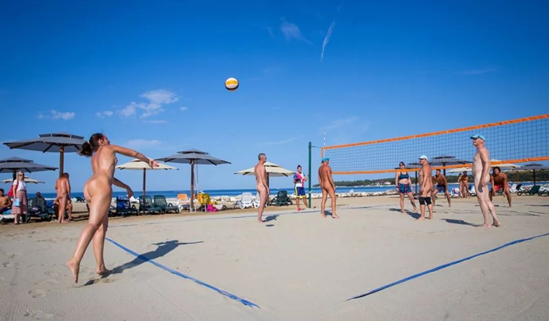 好想来场放飞自我的旅行,好想来一场无目的的旅行