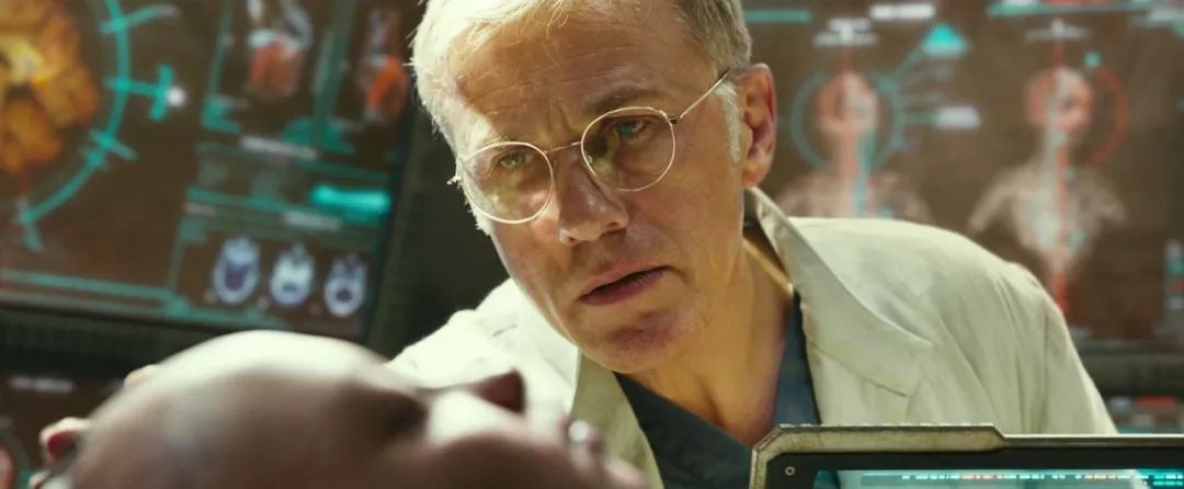 三万台电脑四亿小时后期制作,用三万台电脑做电影