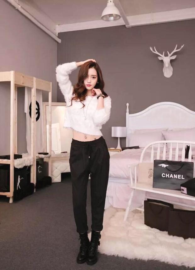 孙允珠黑色毛衣怎么穿,孙允珠毛衣穿搭