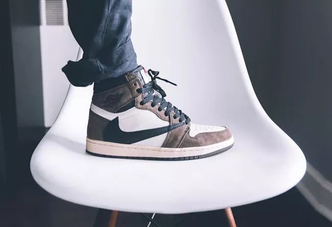 买airjordan,airjordan1买大点的还是偏小