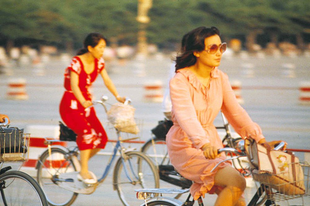 别相信那些杂志博主的，咱爸妈口中的80年代style才是真的80style