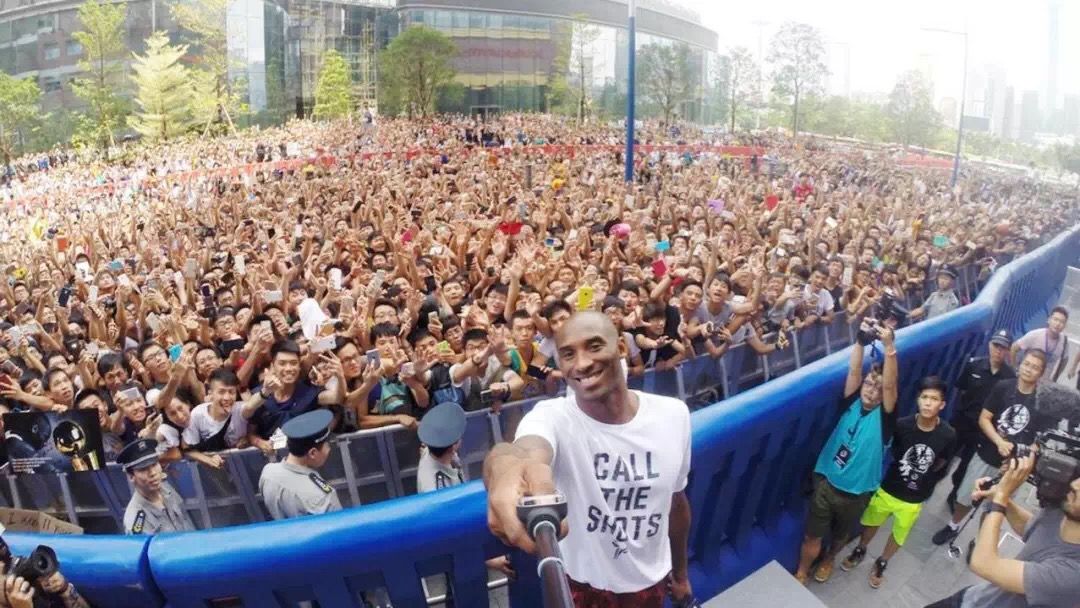 Gap集团将分拆上市;亚马逊推出自助打假计划,允许品牌自行删除山寨产品;京东Toplife被合并到Farfetch中国