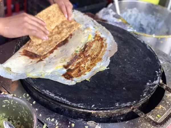 煎饼摊有多少种盈利方式,煎饼摊怎样才能赚回本