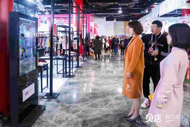 叶一茜唱歌鲁豫有约,歌星叶一茜