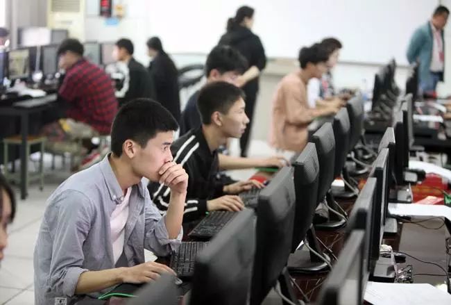 什么是单招和统招的区别,专科院校单招和统招有什么区别