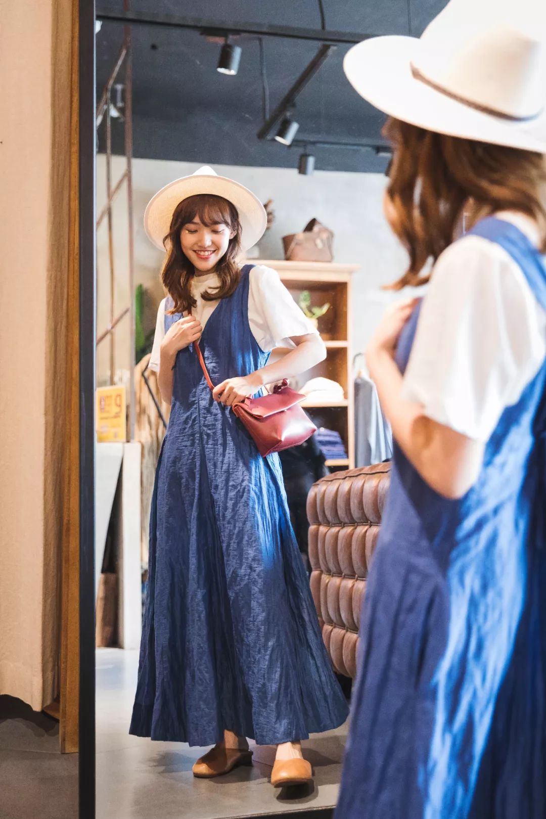 发型妆容与穿搭 (妆容发型和穿搭都是关键)