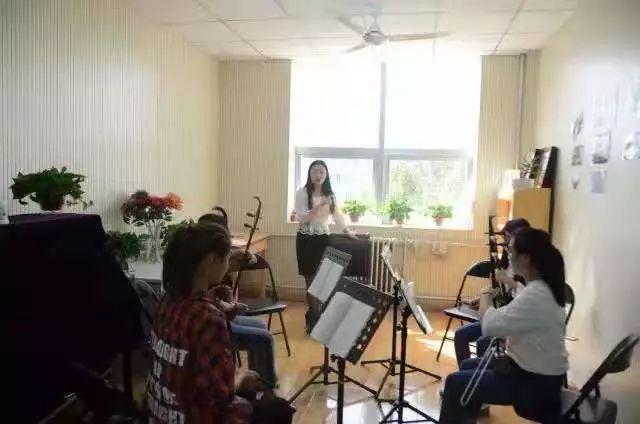 帅气小哥哥和美丽的小姐姐,八块腹肌的帅气小哥哥小姐姐