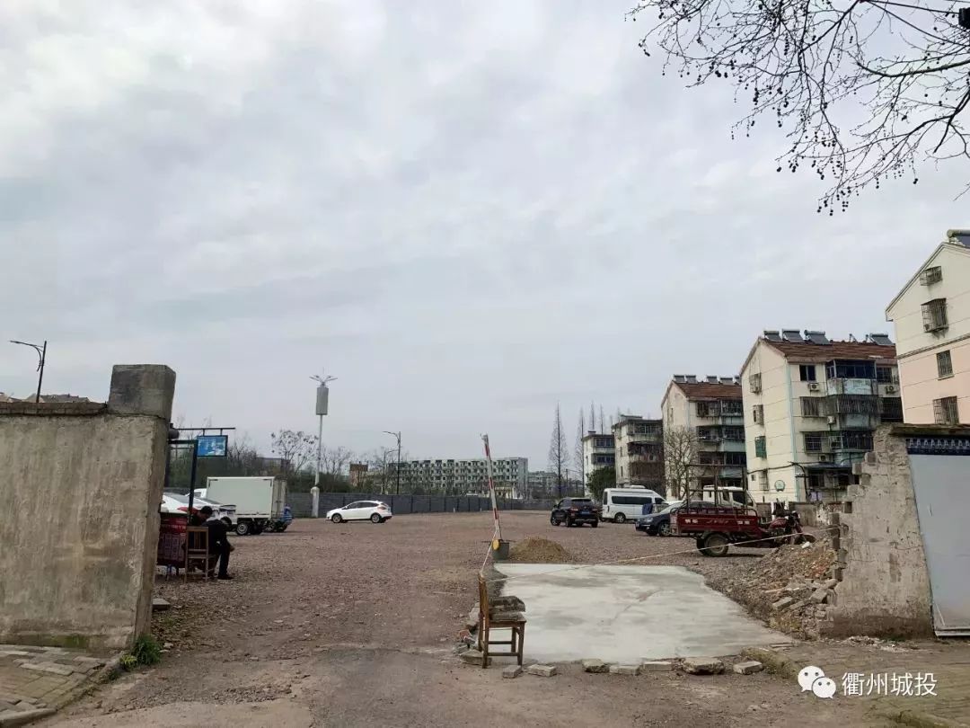 衢江城区停车收费标准,衢江区周六周日免费停车