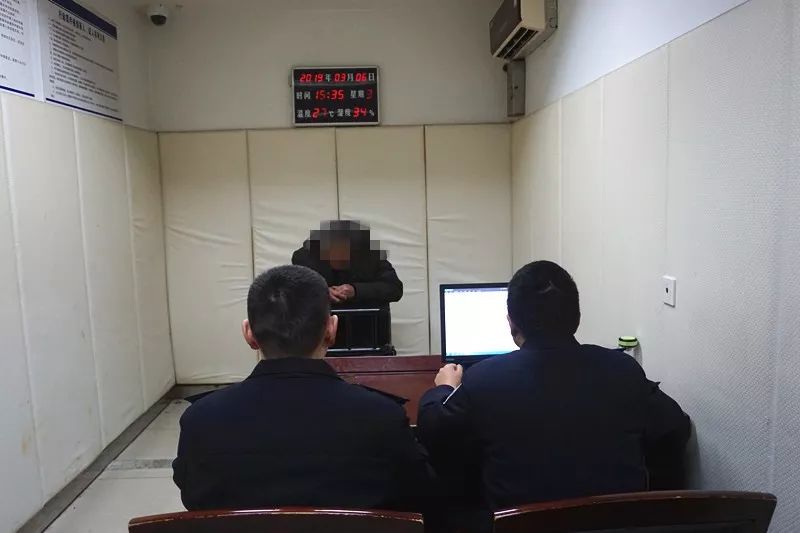 濂冲瓙璺竟鎼鑰佹眽鍏ㄧ▼鏇濆厜,濂冲瓙娣卞璺竟鍋堕亣鑰佷汉