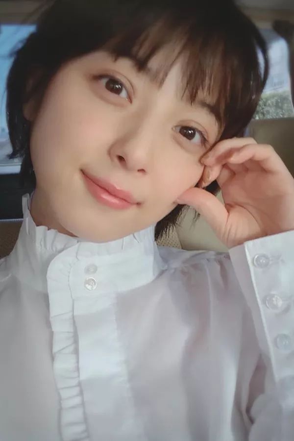 女明星剪短发后对比,女明星剪短发教程