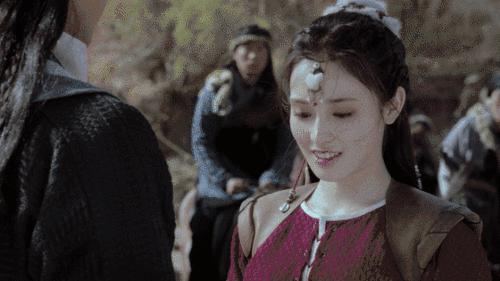 东宫女孩绝不服输,东宫女孩不认输的表现