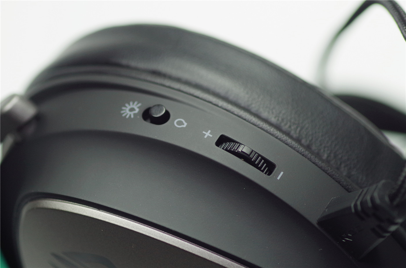 apex电竞耳机低价位,apexrog降临耳机