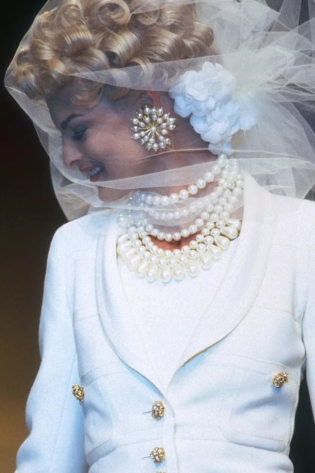 karllagerfeld为什么便宜,国际轻奢karllagerfeld