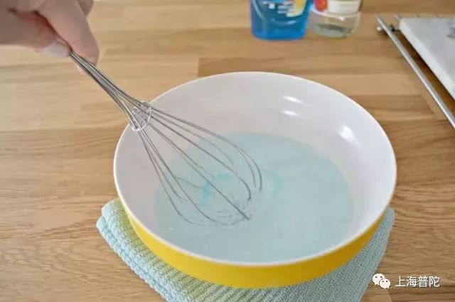 白墙弄脏了怎么处理干净,白墙油烟弄脏了怎么把它变白