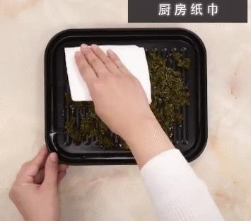 锅盖倒扣在锅上，去盘子异味……这些妙招没想到这么实用！