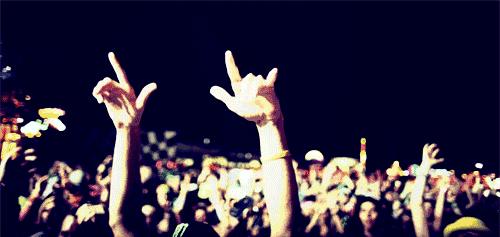 百万大学青年免费狂欢!AJ鞋展、街球大神空降,超多福利拿到手软!