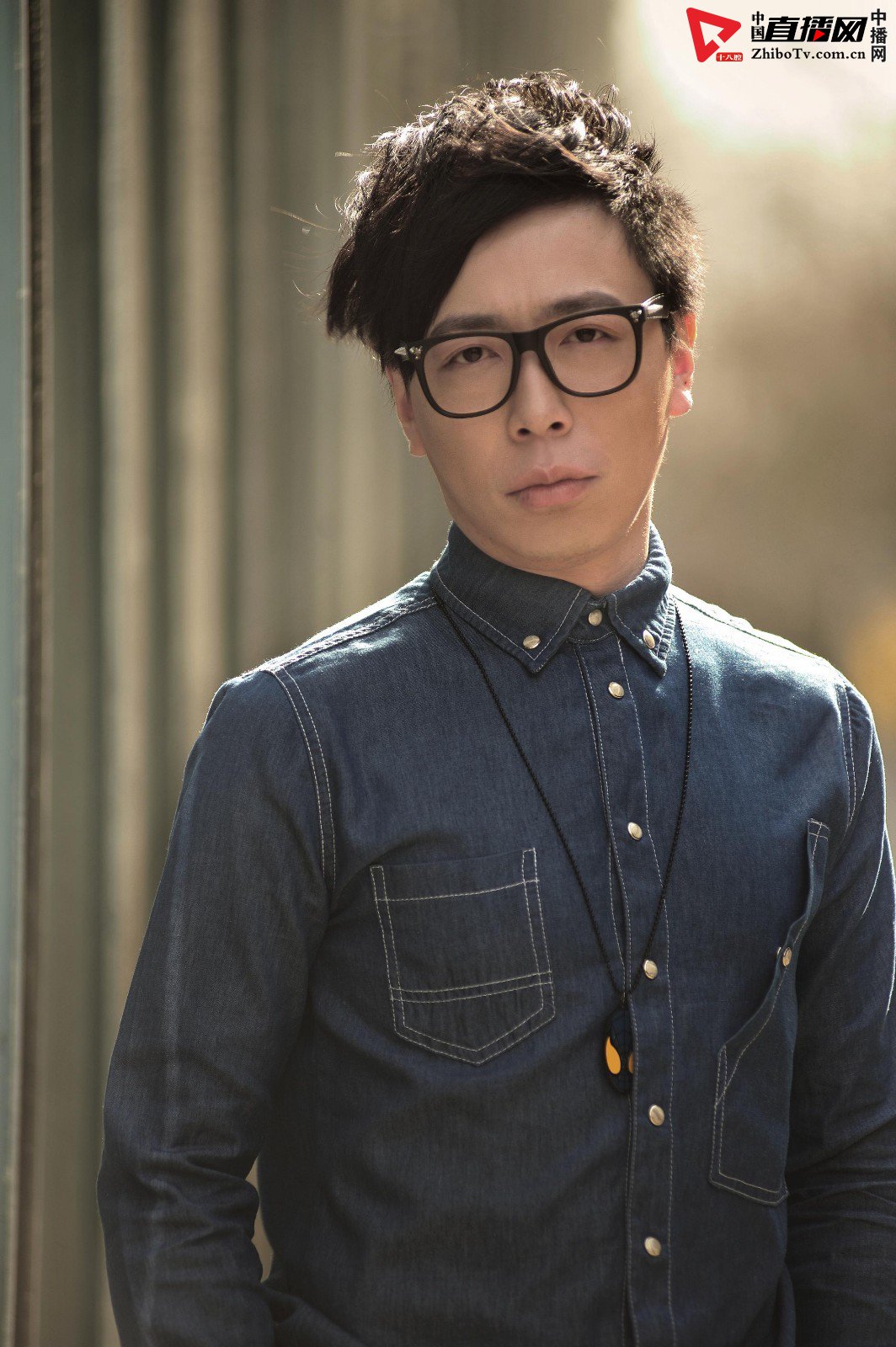 刘牧新歌lonely,刘牧新歌满堂喝彩